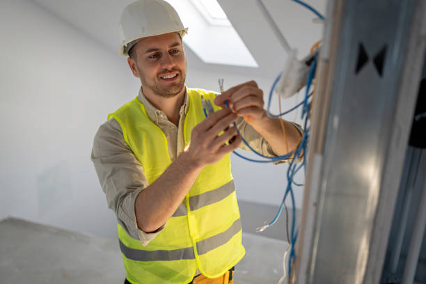  Oak Ridge North, TX Electrician Pros